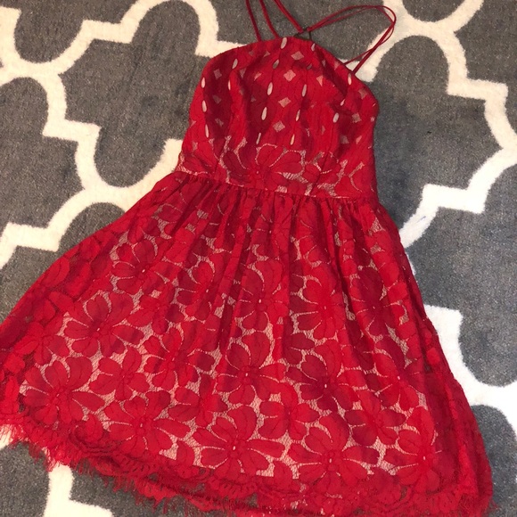 Cassia Circle Dress in Red - Picture 2 of 2